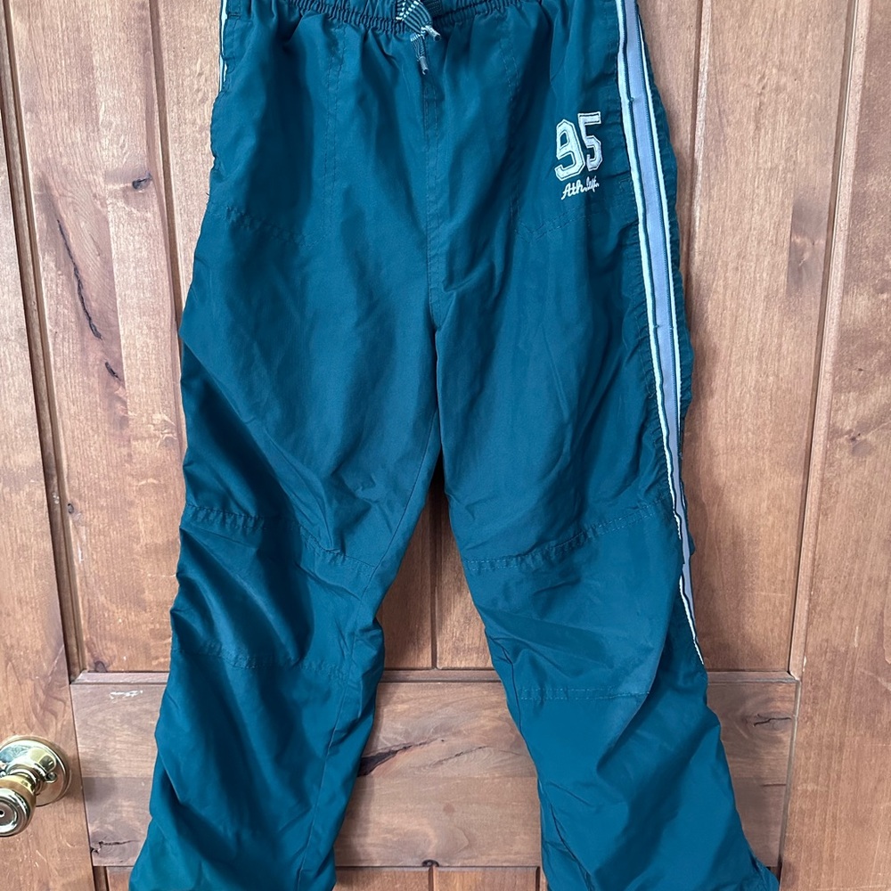 Oshkosh hunter green Athletic Pants